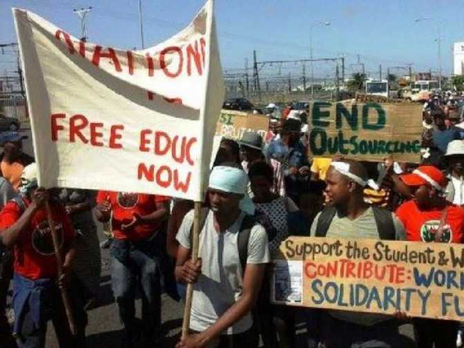 Photo of people protesting