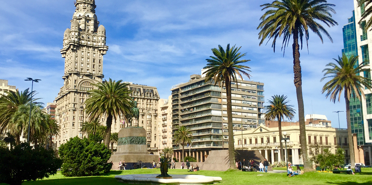 Plaza Independencia with ArtDeco Tower in Montevideo
